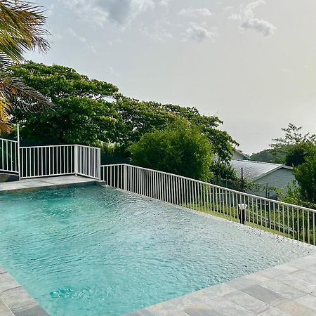 Bleu Soleil Apartment Le Morne-Vert Екстериор снимка